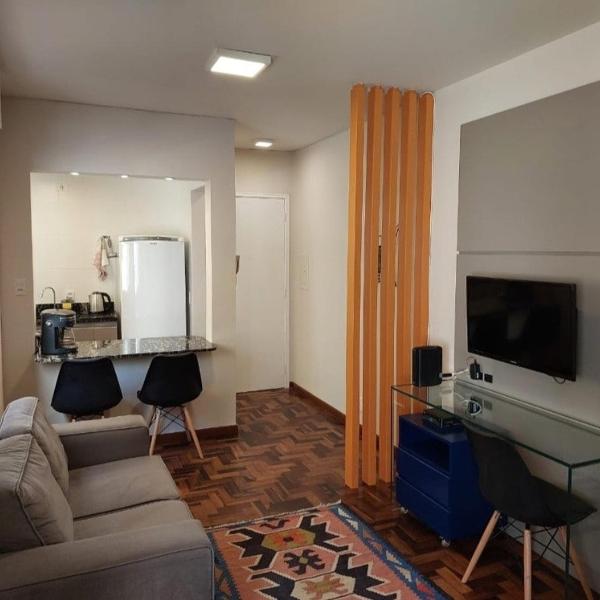 Belo apartamento quarto e sala bem localizado