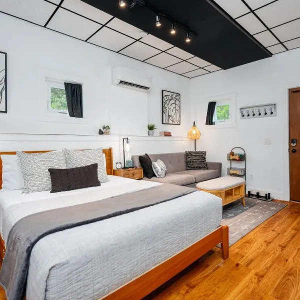L Studio Traverse close to downtown and Beach, hotel in Traverse City