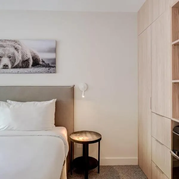 Suites du Lac Moore, hotel v destinaci Mont-Tremblant