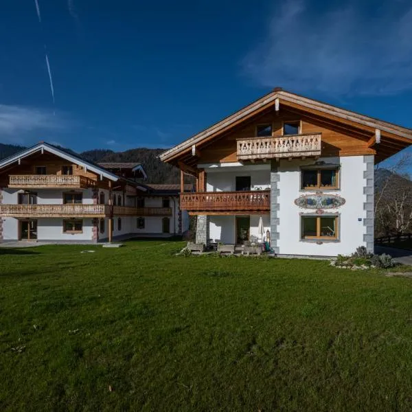 Ferienwohnungen Löslerfreud, hotel v destinaci Schönau am Königssee