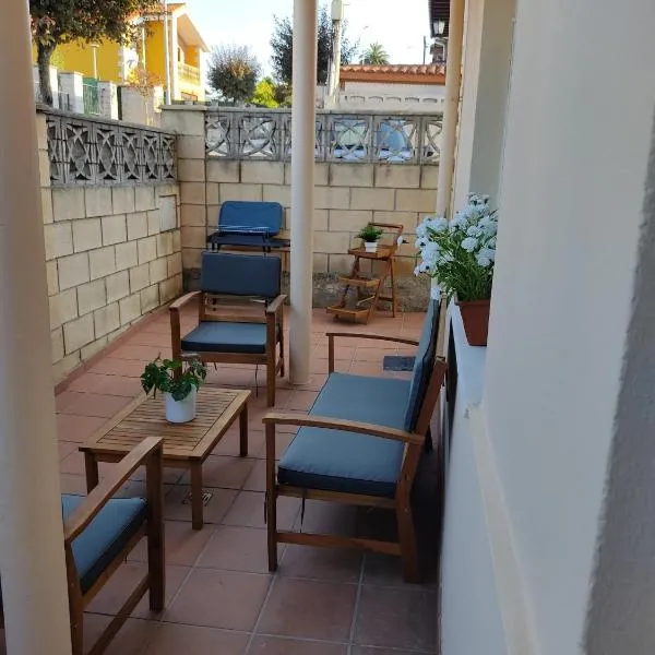 El Chalet Azul, khách sạn ở El Astillero