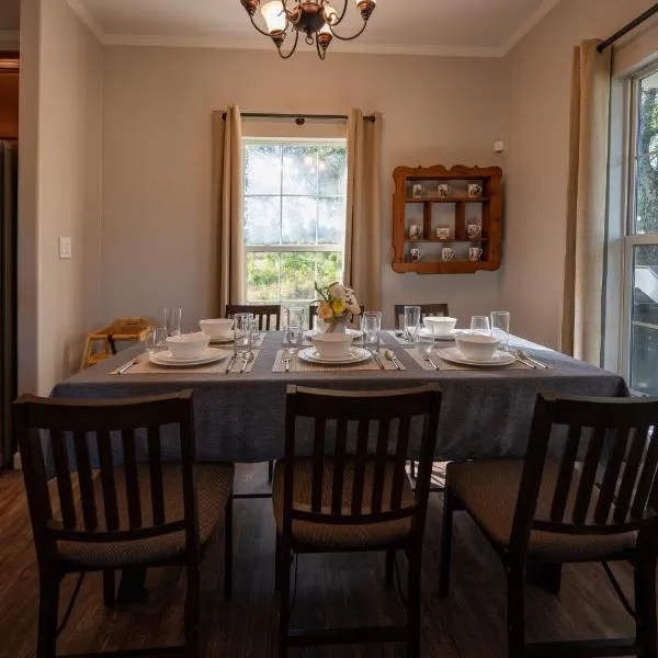 Luxury cottage near lake Belton - WiFi A/C, hotel a Belton