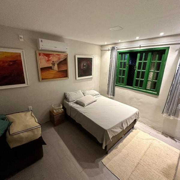 Pé na areia, vista incrível, casa aconchegante, ampla e de um astral - Foto 2