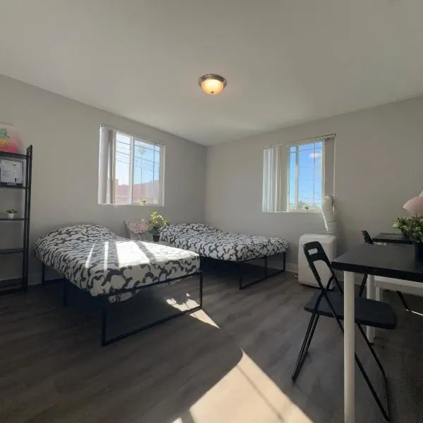 Blue Stay near BMO Stadium and USC Private Room, Hotel in Los Angeles