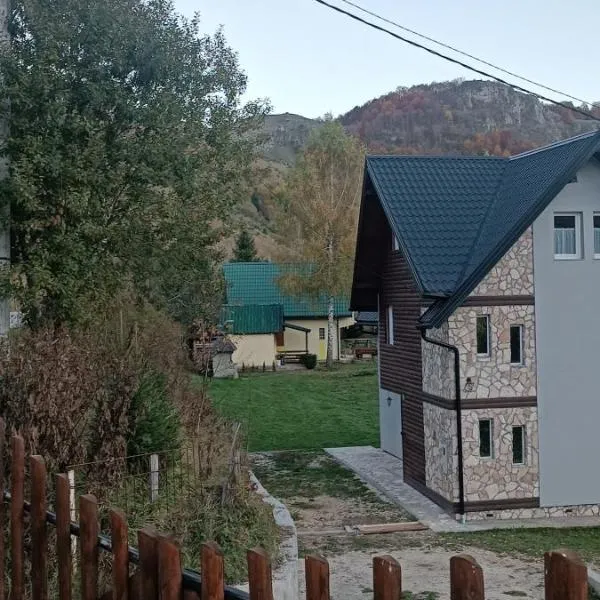 Apartmani Villa Deleon Bjelasnica, khách sạn ở Trnovo