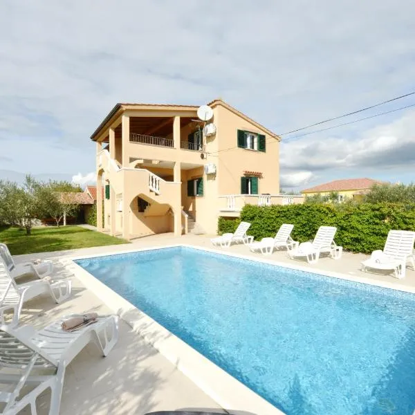 Villa Zvizda, ξενοδοχείο στο Ζαντάρ