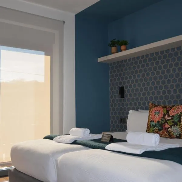 Alma Candida 25, hotel v destinaci Azenhas
