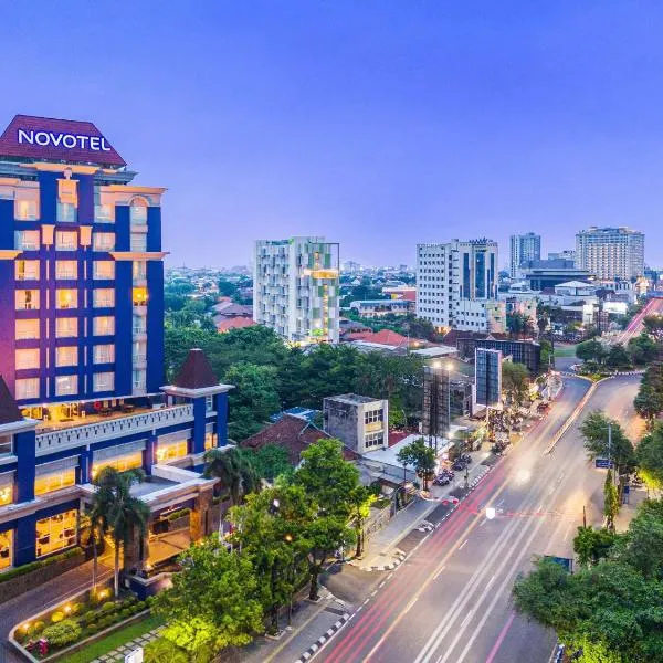 Novotel Semarang, hotel in Semarang