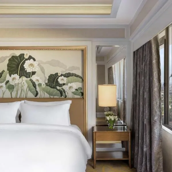 Dusit Thani Manila、マニラのホテル