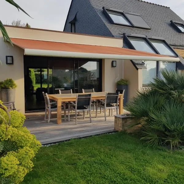 Maison Cosy à 100m de la Plage - Guidel-Océan, hotel en Guidel