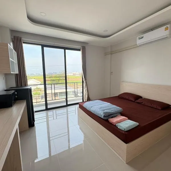 หลังมอรีสอร์ท, hotel in Ban Hua Khwai