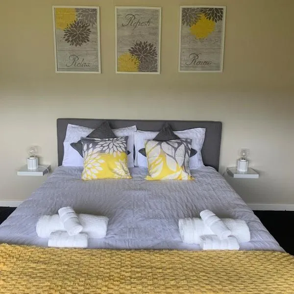 Lucky Charm Cottage, hotel v destinaci Manjimup