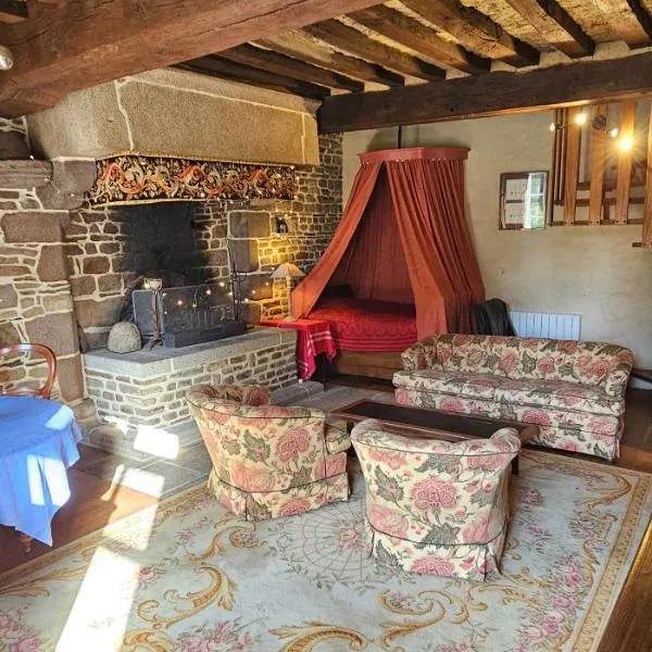 Maison typique Normande Mont St Michel, hotel in Isigny-le-Buat