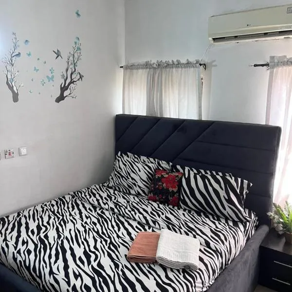 Miraph Apartment, hotel v destinaci Abudža