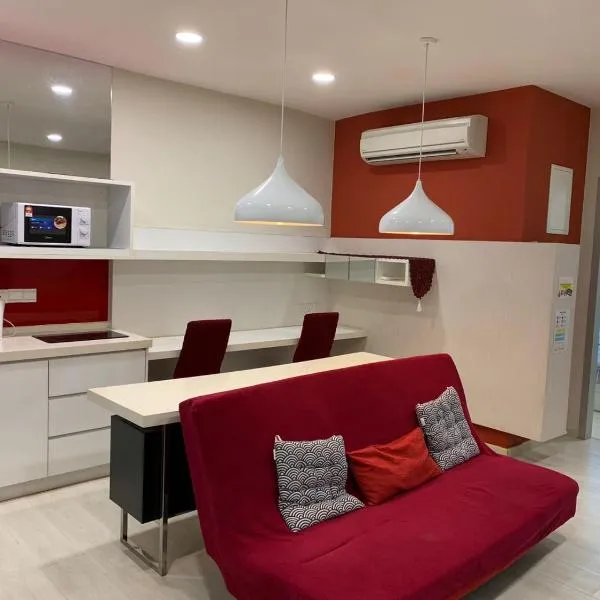Straits Garden Suites, hotel v destinaci Jelutong
