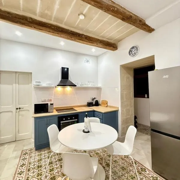 Traditional House in Cospicua - Tal-Kajjik Guesthouse near Valletta Ferry Service, hotel v destinaci Cospicua