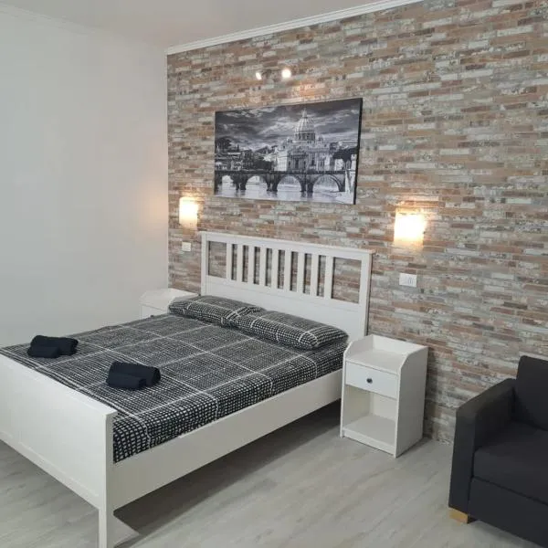 Sweet dream Rome airport rooms, hotel in Fiumicino