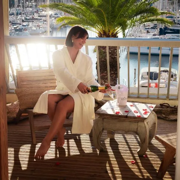 Amourette à Port Camargue, hôtel au Grau-du-Roi