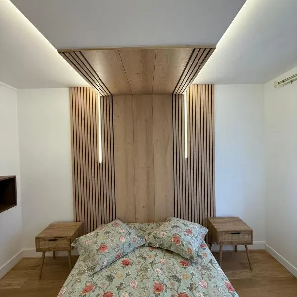 Le Rossignol 1 er etage, hotel v destinaci Avranches
