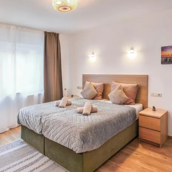 Zentrale Luxus Apartments Nürnberg, nähe Messe, Balkon, Parkplatz, Self-Check-in، فندق في نورنبرغ