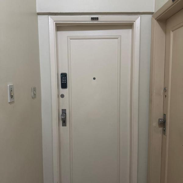 Apartamento Copacabana 300metros da Praia - Foto 2