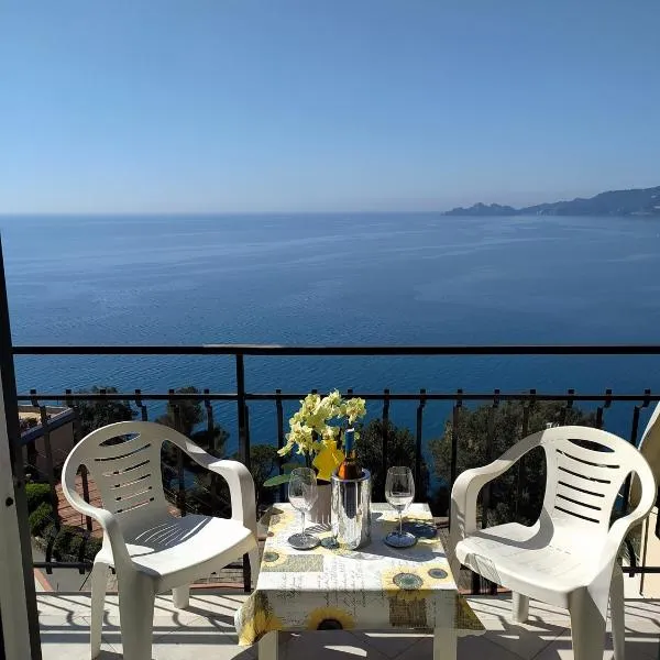 DAVANTI AL MARE, FRA PORTOFINO E LE 5 TERRE - IN FRONT Of THE SEA, BETWEEN PORTOFINO AND THE 5 TERRE, hotel Zoagliban
