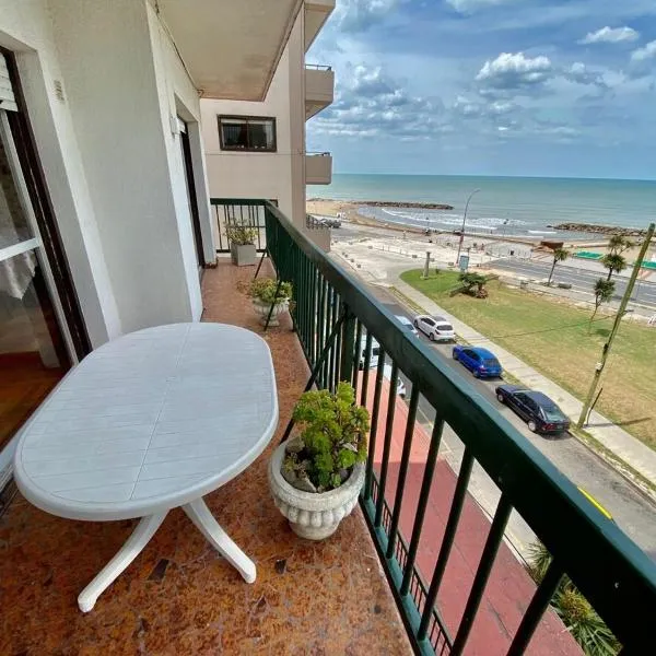 Frente al mar, hotel en Mar del Plata