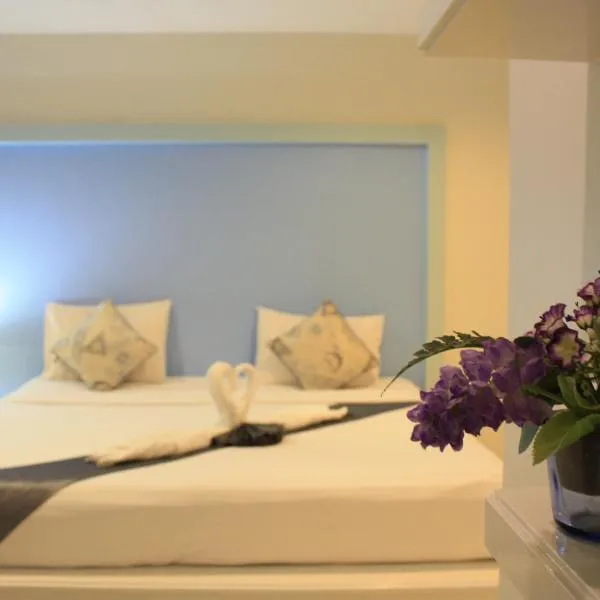 Phuket Racha Kata Homestay, hotel v destinaci Kata pláž