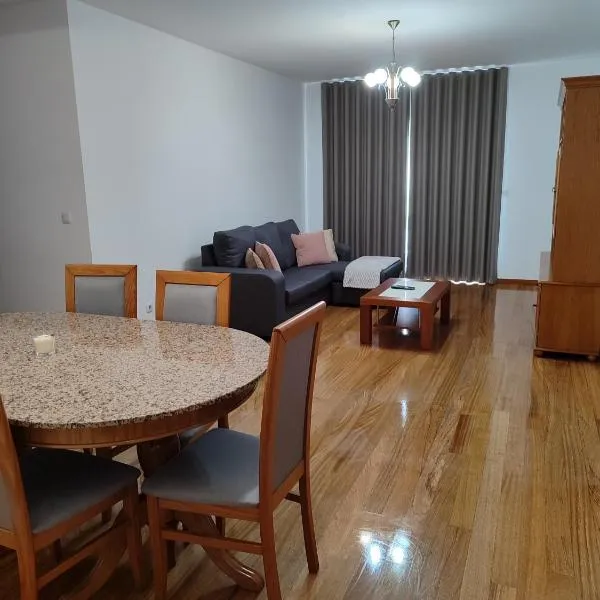 Marina Kings View, hotel din Funchal