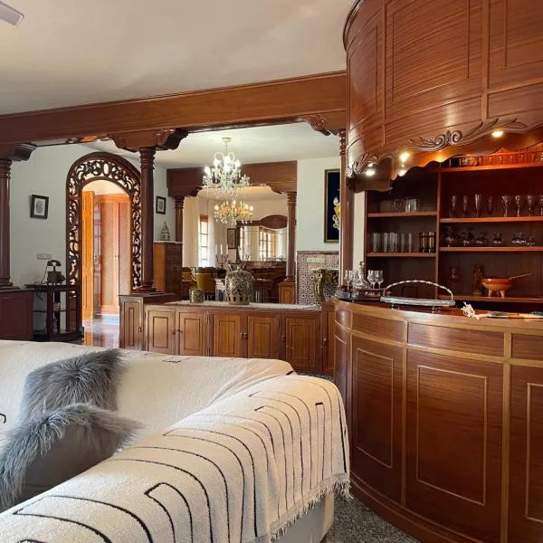 LUXURY VILLA ANA, Mijas, hotel in Mijas