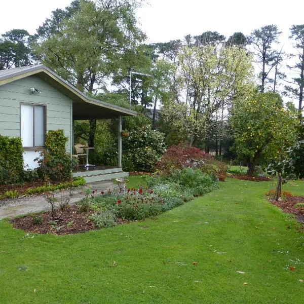 The Little House on The Hill, hotell i Badger Creek