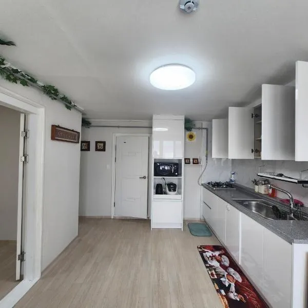 House of Gallery Hyomok, hotel Teguban