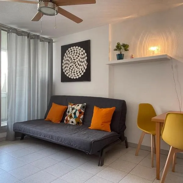 Studio Ensoleillé 5 min de la plage Le Grau du Roi โรงแรมในเลอ โกร-ดู-รัว