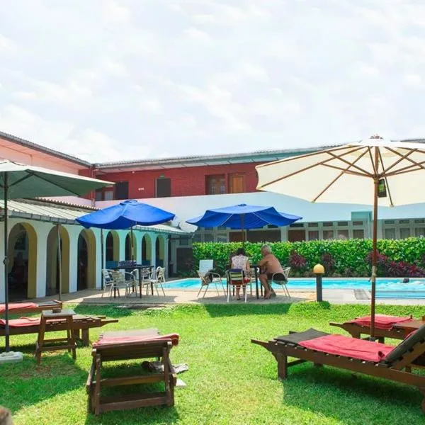 Ranveli Beach Hotel、マウントラビニアのホテル