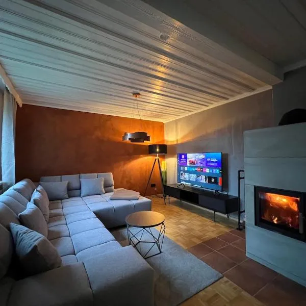 Stay Nice Thermen-Glück 3BR 100qm Whirlpool-Badewanne, hotel din Bad Aibling