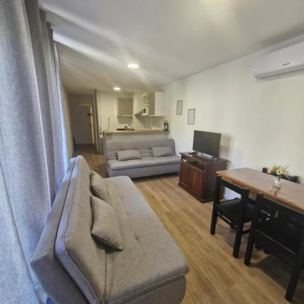 Nuevo, apartamento completo, opción parking, en Cordón Soho, hotel in Montevideo