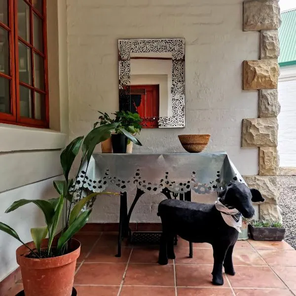 Gracie's Cottage，位于克拉伦斯的酒店