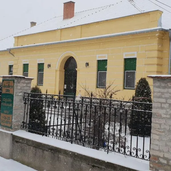 LI-DI apartman, hotel v destinaci Kalocsa