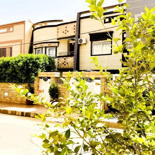 Villa De Luxe, Piscine Idéalement située à Oujda, hotel v destinaci Udžda
