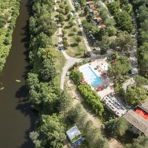 Domaine Résidentiel de Plein Air Mas de Champel, hôtel aux Ollières-sur-Eyrieux