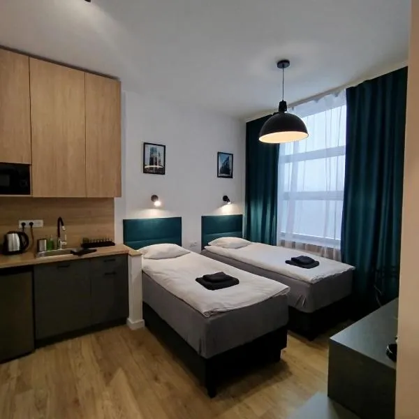 New Adler Bed & Breakfast, hotel v Lodži