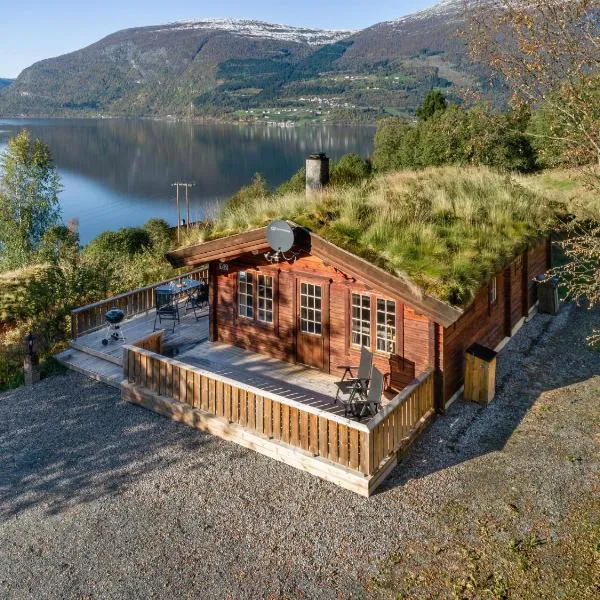 Chalet Fjordblick I by Interhome, Hotel in Olden