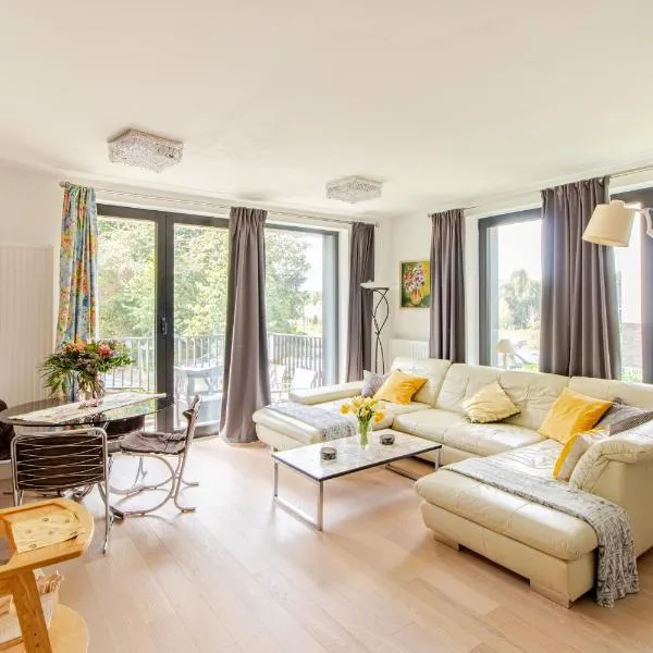1BR apt métro Hopital Erasme Bordet handicapt friendly, hotel in Brussels