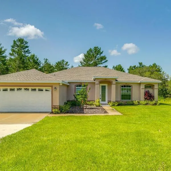 5 Mi to Weeki Wachee Springs! Poolside Retreat, hotel a Brooksville