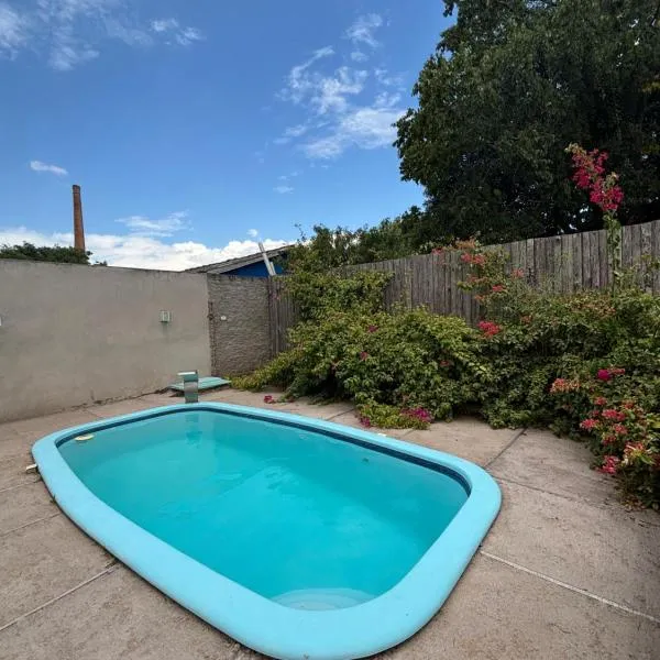 Casa Familiar da Mari, hotel in São Gabriel