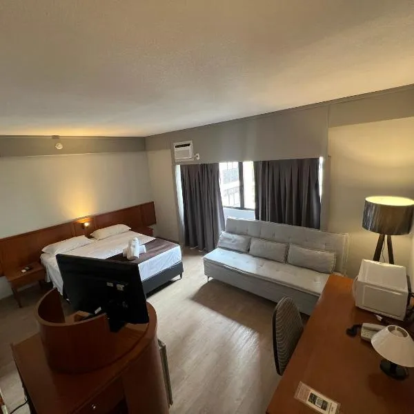 Hotel Live Lodge Ibirapuera UH519, hotel v Sao Paulu