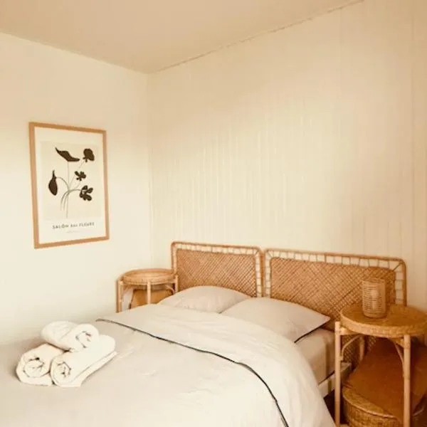 Naturaë Amentes Studio Nid douillet – hotel w mieście Saint-Amand-les-Eaux