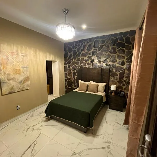 Kolombrini Hotel, hotel en Guadalajara