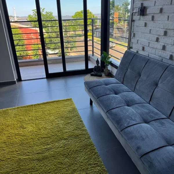 Apartamento Loftier Brete、ポサーダスのホテル