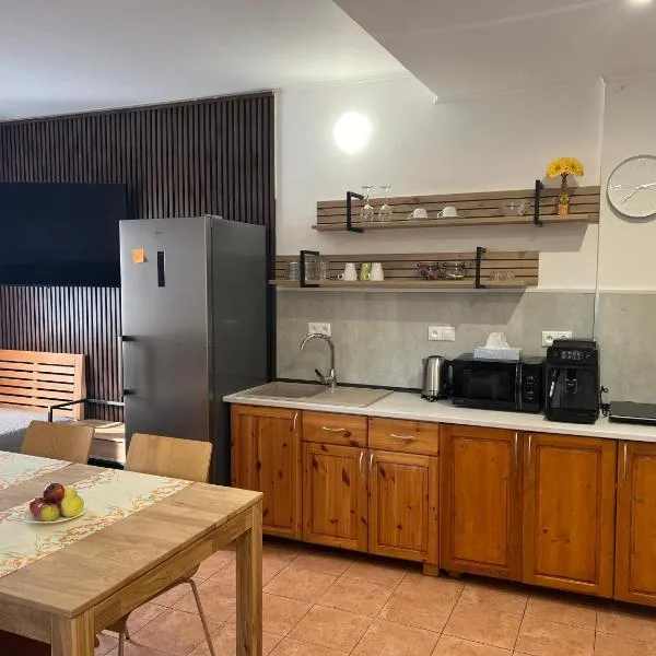 Apartmány Vinné, hotel ve Vinném